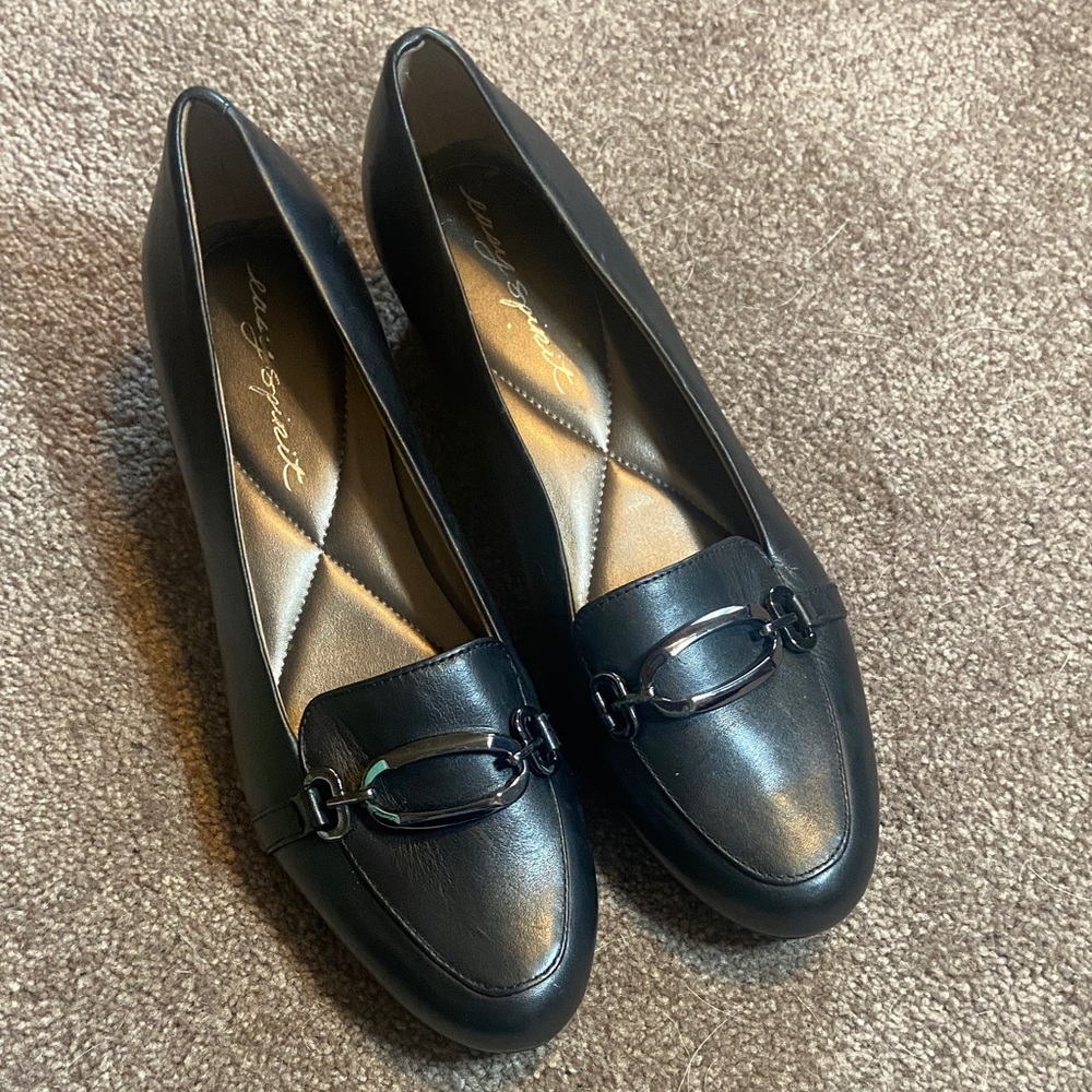 Easy Spirit Women’s Black Leather Low Heeled Pumps Shoes Size 8.5 W